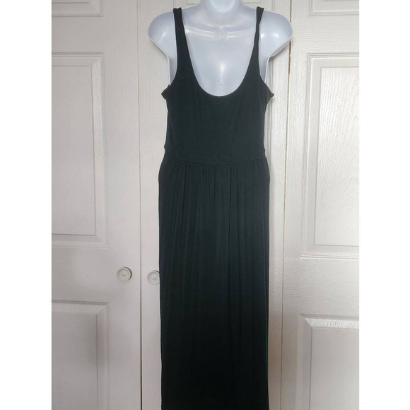 Daily Ritual Forest Green Dress - Picture 3 of 3